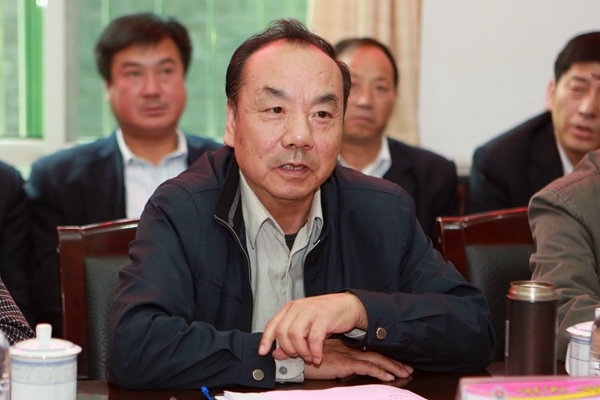 中煤政研會(huì)會(huì)長(zhǎng)臧文貴同志在會(huì)上講話