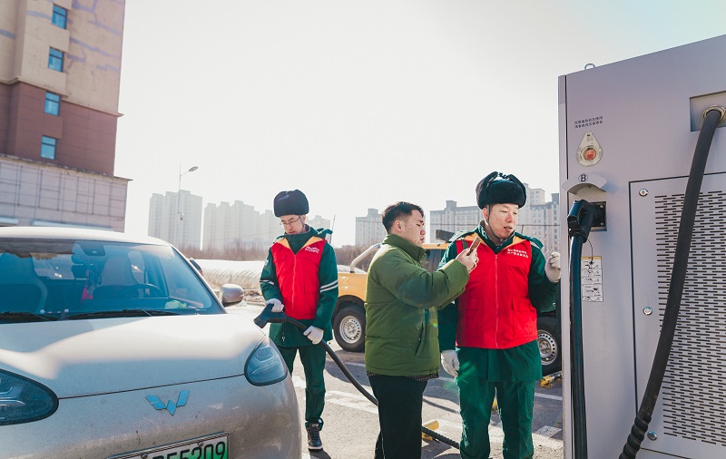 春節(jié)我在崗·守護(hù)萬(wàn)家燈火｜車網(wǎng)互動(dòng) 城鄉(xiāng)暢行